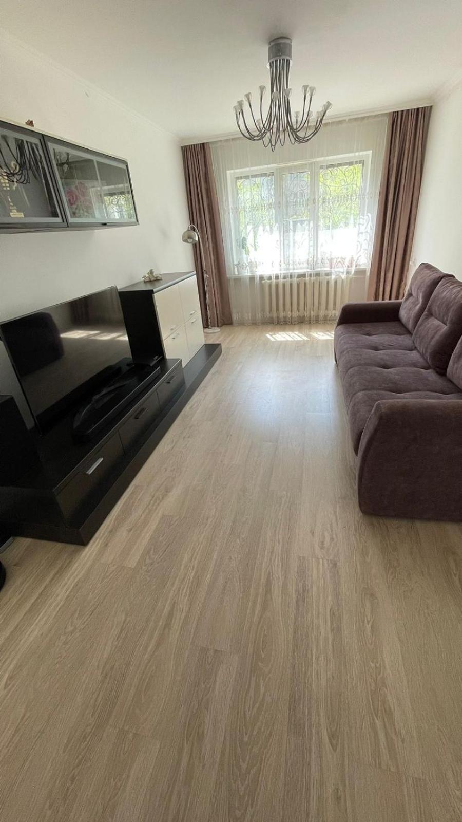 между правым и левым берегом, рядом с набережной на улице габдуллина Apartment Nur-Sultan (Astana)